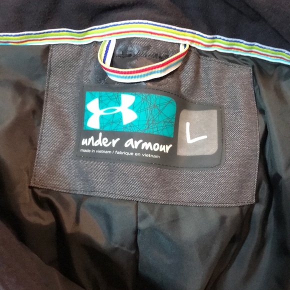 SOLD! Women’s Under Armour snow pants. - Picture 4 of 4